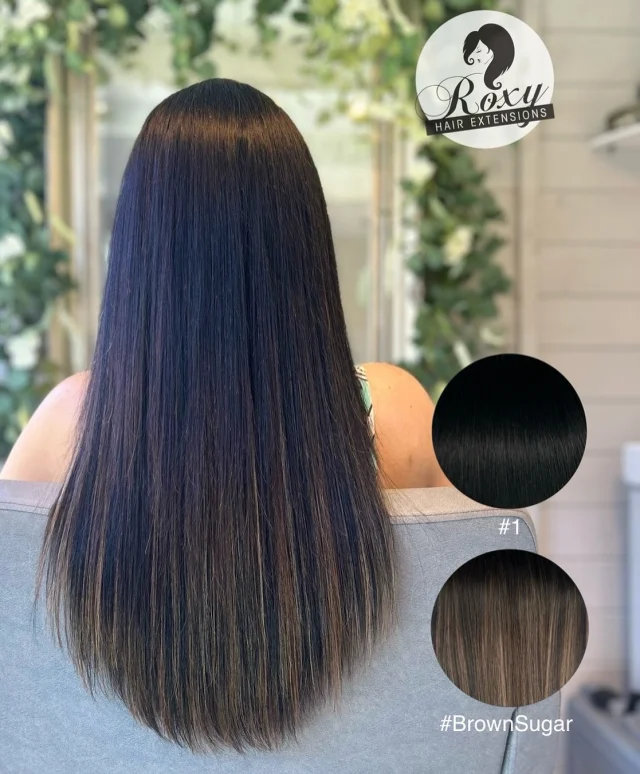 Adding some colour for summer using #BrownSugar, our new rooted blend 💋

#roxyhairextensions #hairextensions #jetblack #hair #blackhair #highlights #essex #essexhairextensions #keratin #ktipextensions #ktip #rootedhairextensions